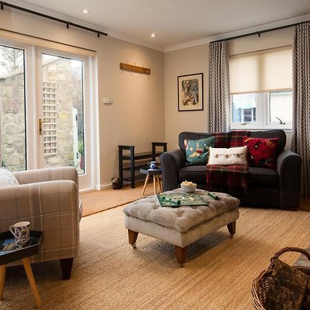 Bastle Retreats Farm Cottage Duns Экстерьер фото